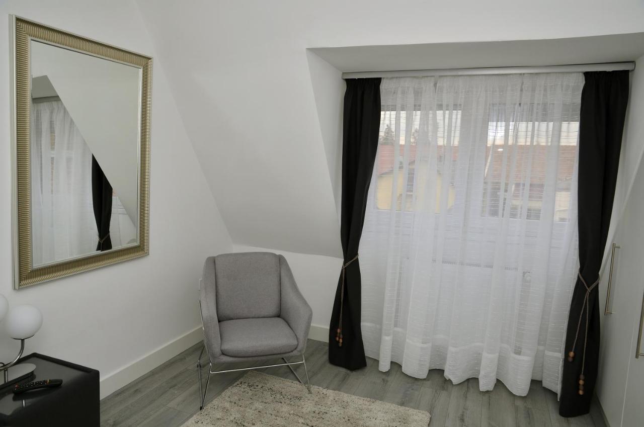 Bence Castle House Apartment Eger Exterior photo